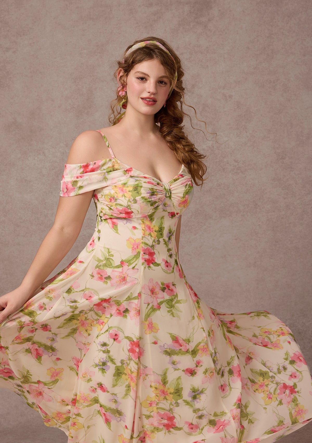 Curve&Plus Spring in Amalfi Dress