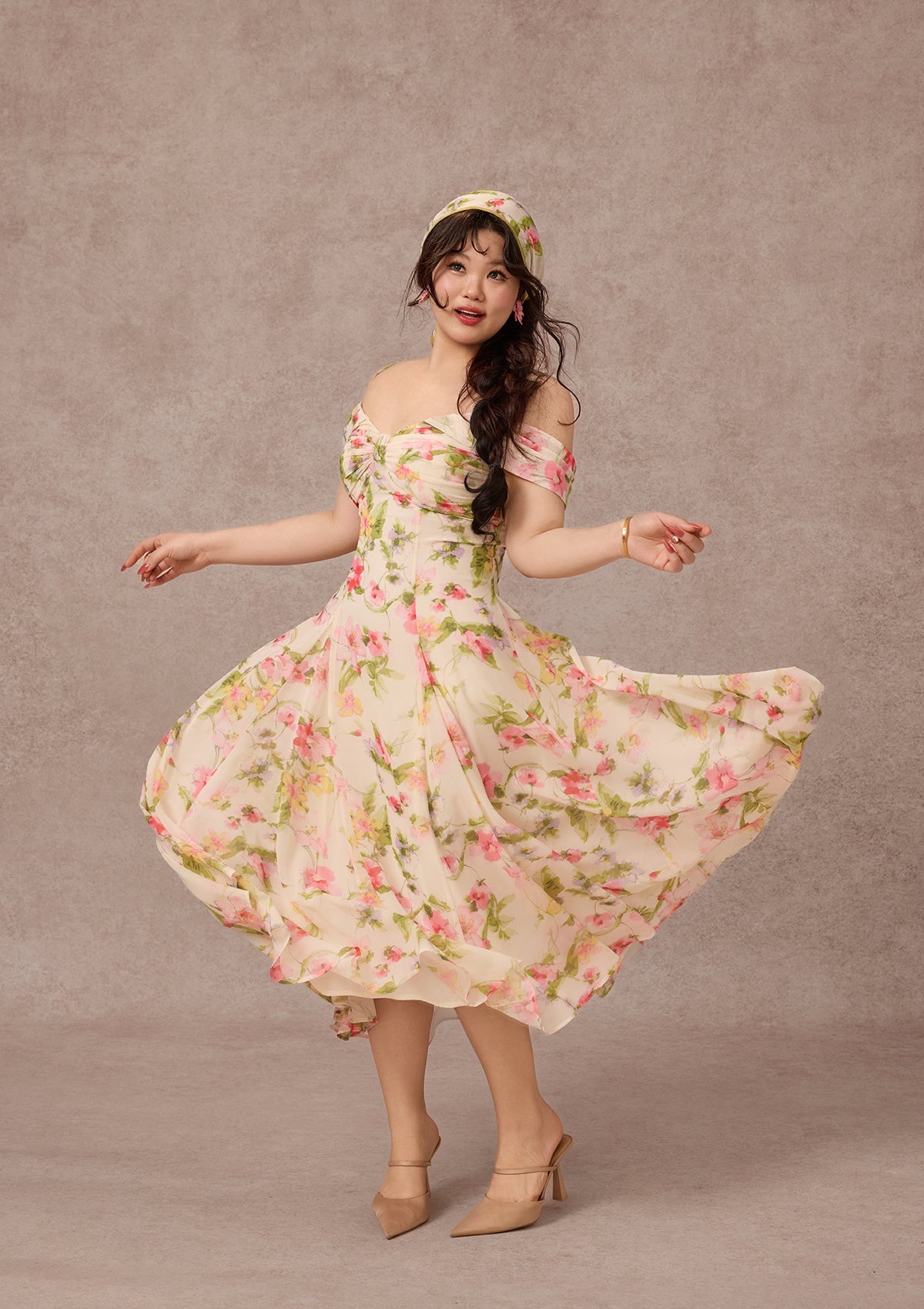 Curve&Plus Spring in Amalfi Dress
