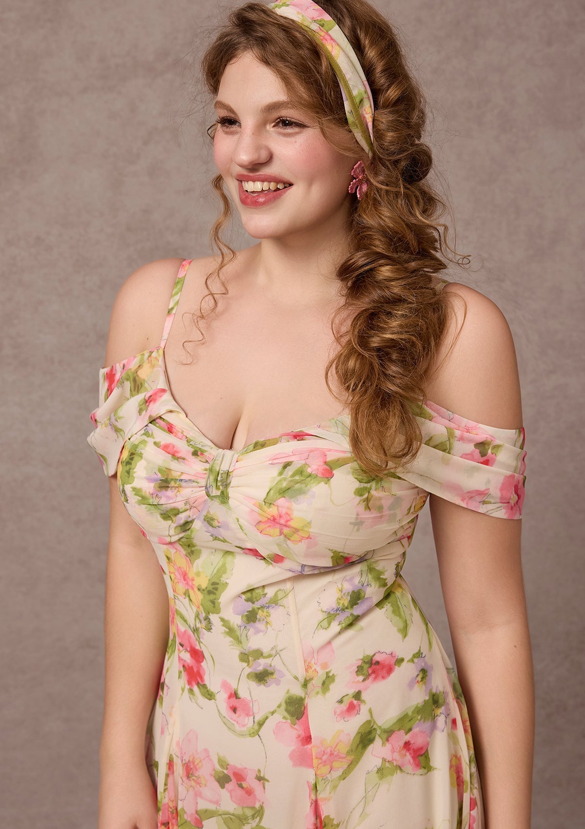 Curve&Plus Spring in Amalfi Dress