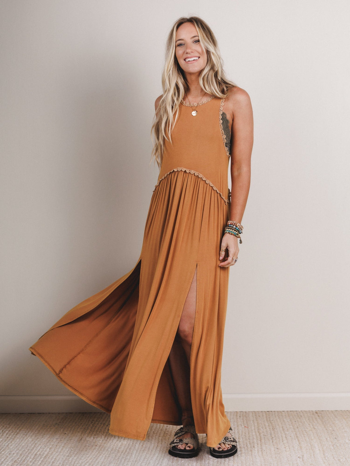 Daisy Chain Maxi Dress - Camel
